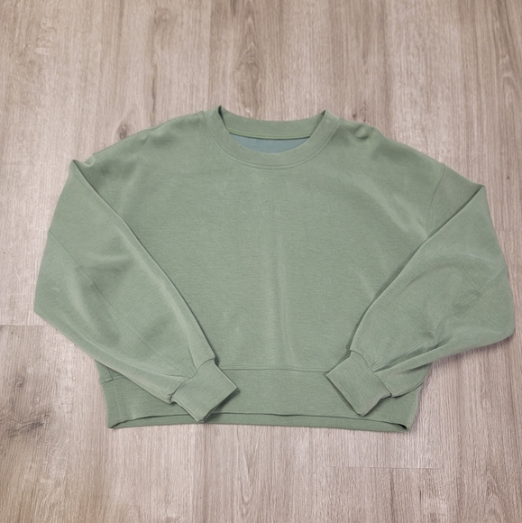 Lululemon Perfectly Oversized Crop Crew, Green Twill, 6 - Picture 4 of 6